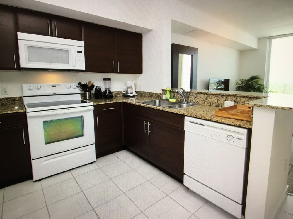 Brickell by Vacation District - photo 27
