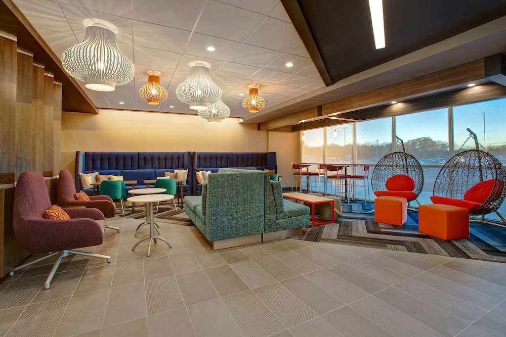 Tru by Hilton Alcoa Knoxville Airport - photo 8