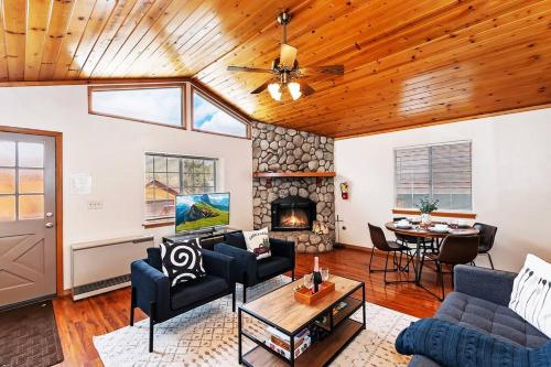 The Outer Rim - last minute hotel in Big Bear Lake