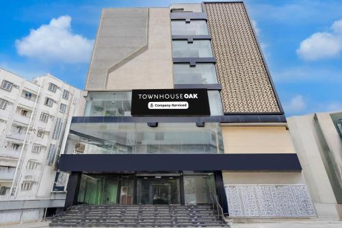 Super Townhouse Oak AECS Layout Brookfield — 4-Star Luxury Hotel in Bengaluru, India