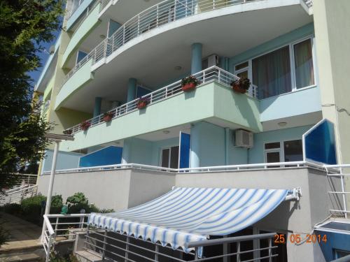 Evridika Apartments — 4-Star Luxury Hotel in Nesebar, Bulgaria