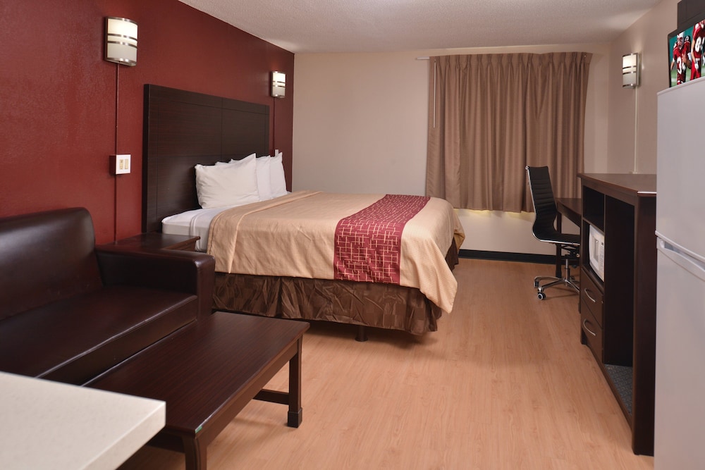 Red Roof Inn Van Horn - photo 14