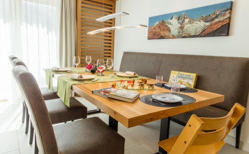 Chalet Sonnegg — 4-Star Luxury Hotel in Zermatt, Switzerland