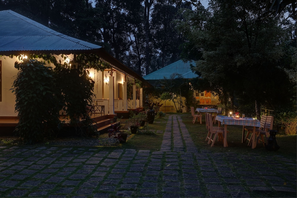 Dew Drops Farm Resorts - carbon neutral hotel in Munnar