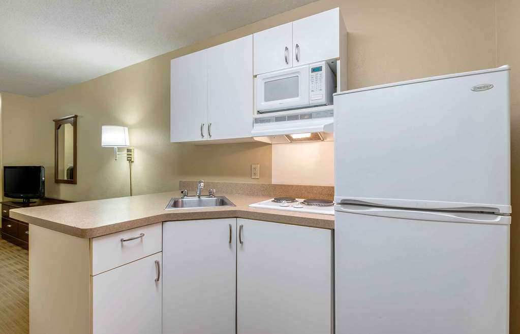 Extended Stay America Suites South Bend Mishawaka North - photo 26