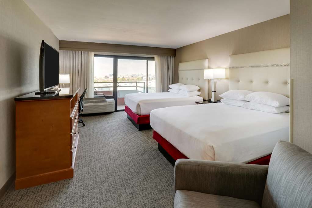 Drury Inn & Suites Phoenix Airport - photo 27