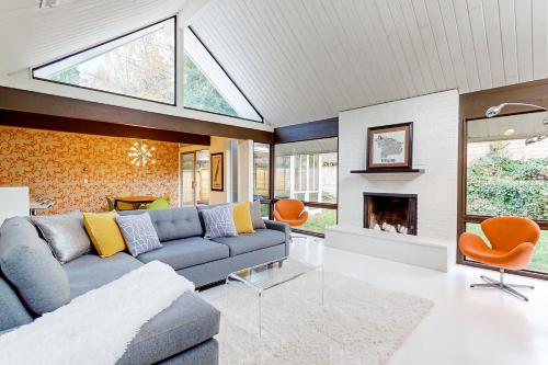 Mid Century Marvel in Portland, United States