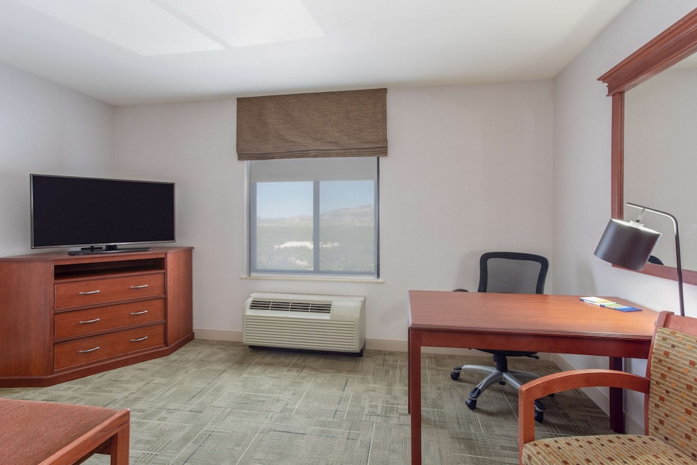 Hampton Inn Rock Springs - photo 32