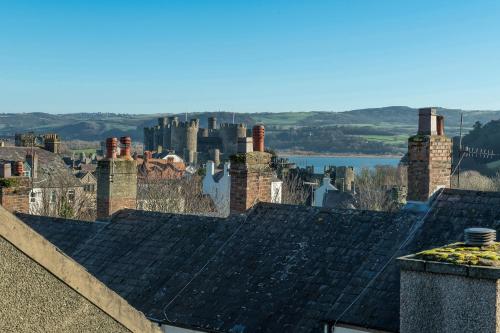 Conwy View Cottage — 4-Star Luxury Hotel in Conwy, United Kingdom