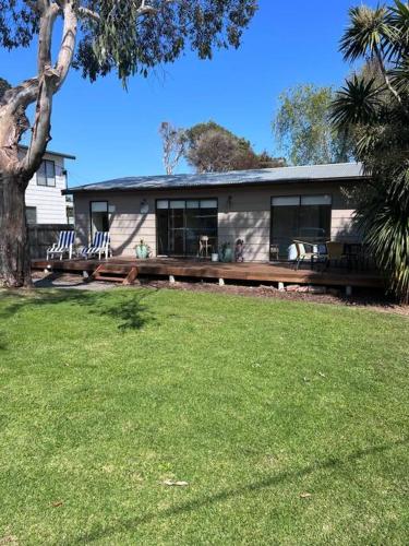 Waves & Whispers Family Retreat in Cowes, Australia