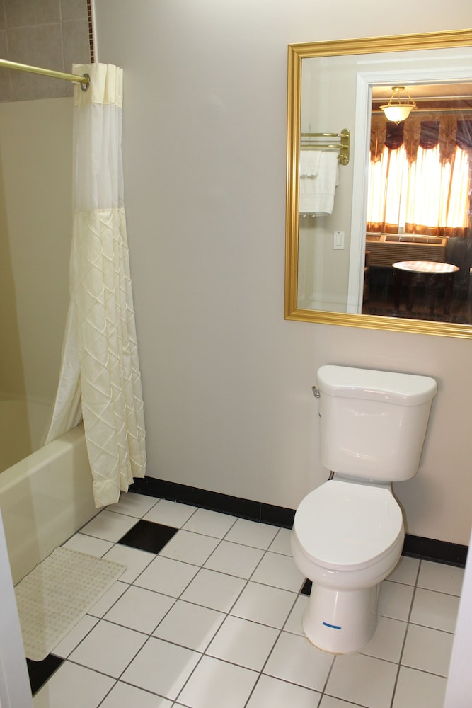 Liberty Inn Absecon Atlantic City - photo 26