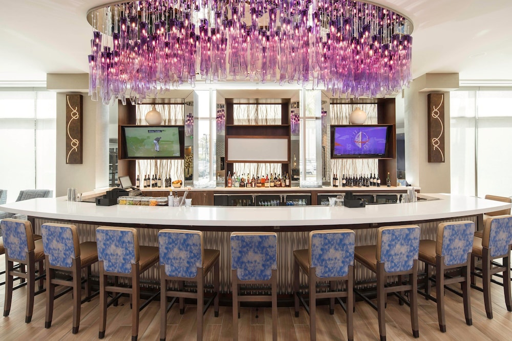 SpringHill Suites by Marriott New Orleans Downtown Canal Street - photo 3