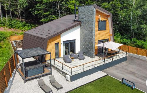 Amazing Home In Rizvanusa — 4-Star Luxury Hotel in Gospic, Croatia