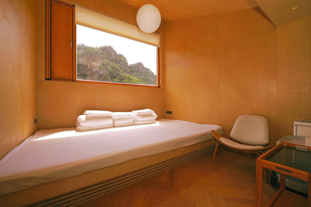 Great wall adventure park - last minute hotel in Beijing