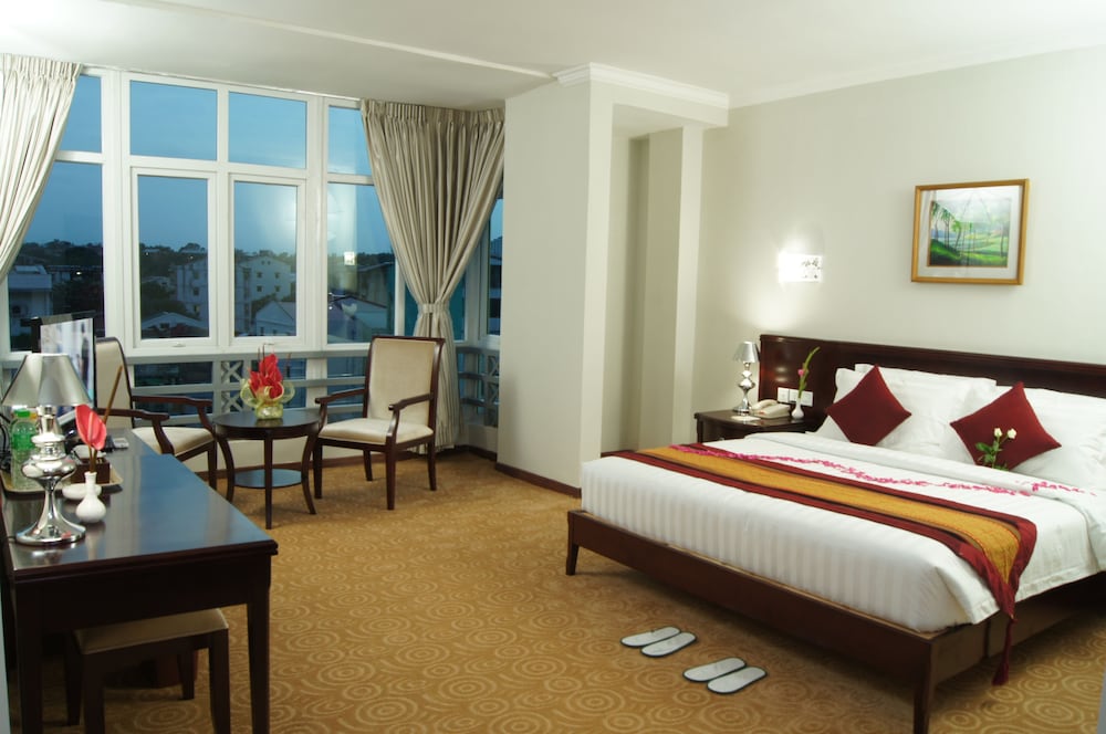 Green Leaf Hotel - carbon neutral hotel in Yangon