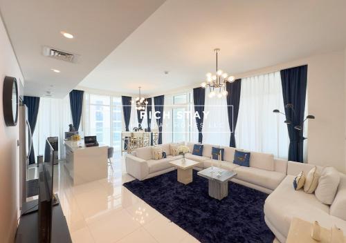 Sunrise Bay 3BR EMAAR Beachfront Dubai Harbour by Rich Stay — 5-Star Luxury Hotel in Dubai, United Arab Emirates