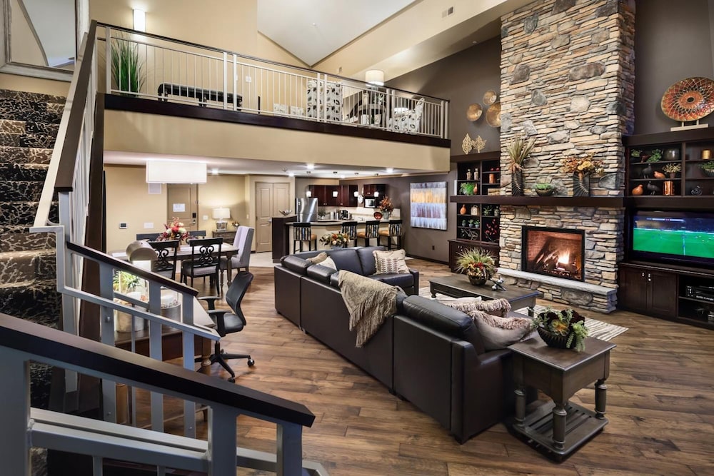 ClubHouse Hotel & Suites Fargo - photo 24