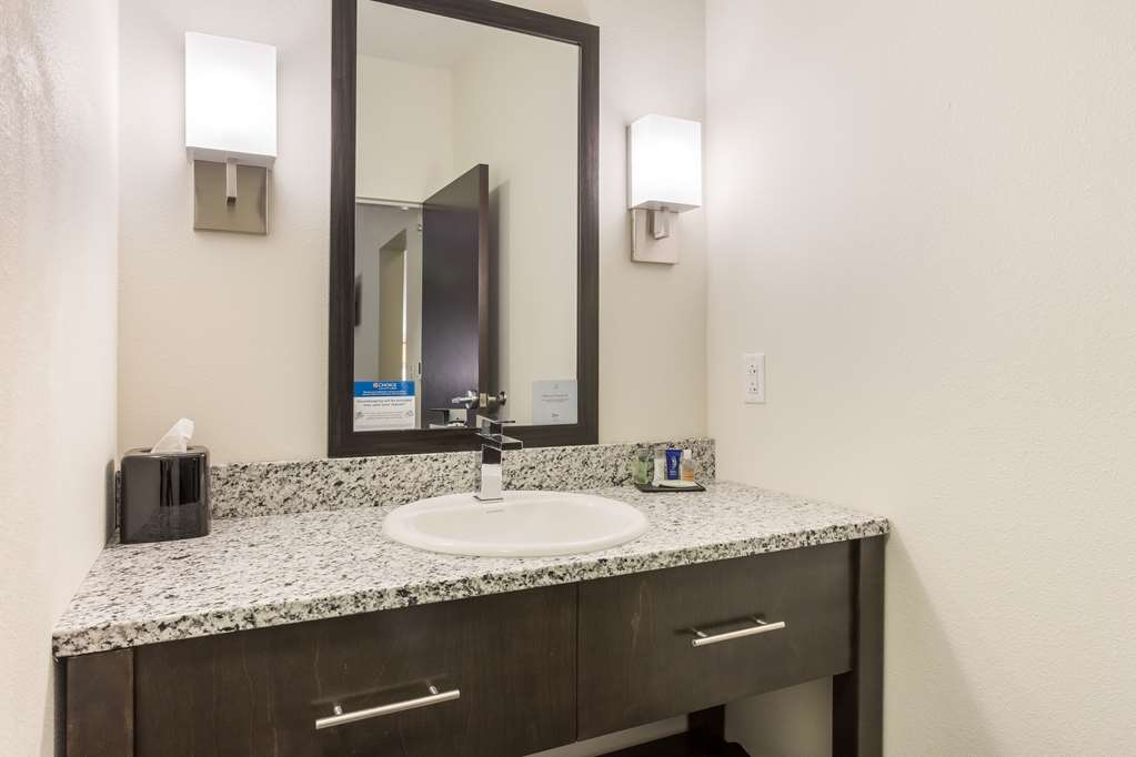 Sleep Inn & Suites Webb City - photo 28