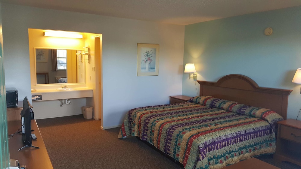 Lake Eufaula Inn - photo 19