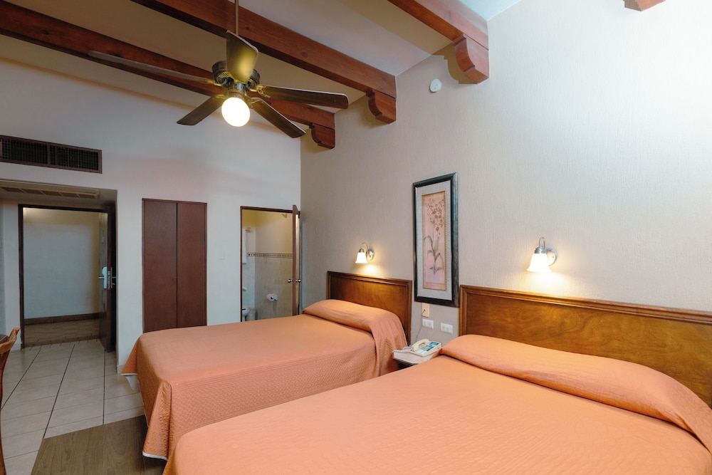 Hotel Suites Kino