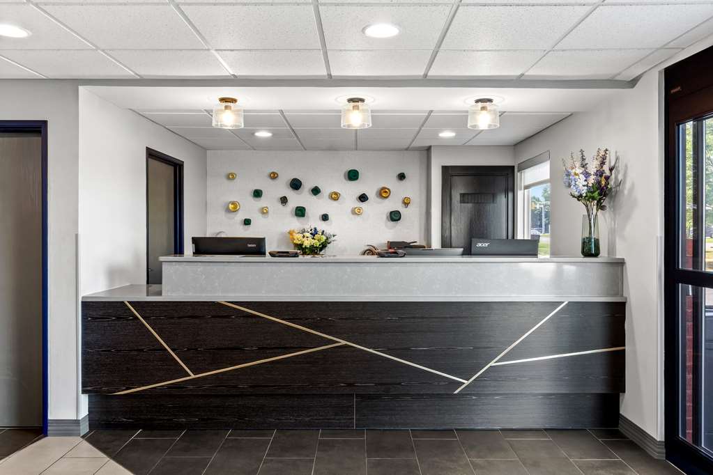 Best Western Doswell Hotel - photo 4