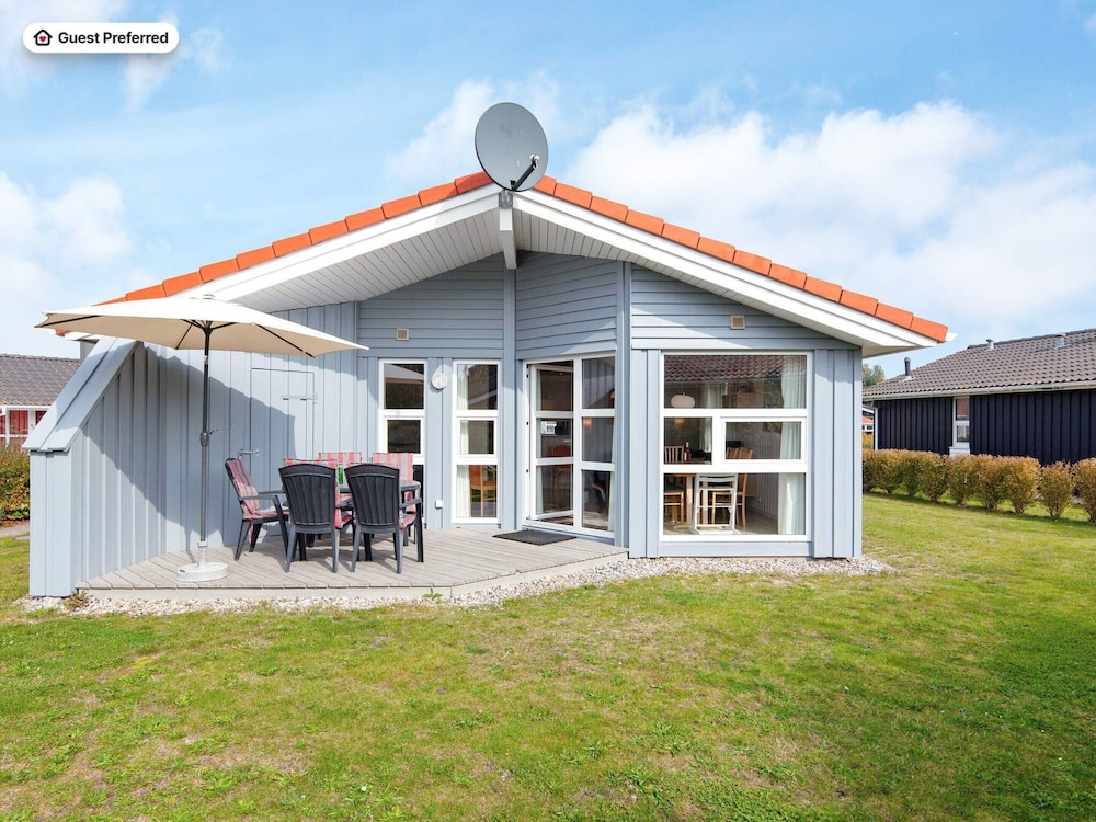 Holiday Home in GrÃ mmitz — 4-Star Luxury Hotel in Gromitz, Germany