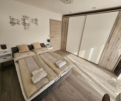 Sunny Room 1 — Dinkelsbuhl