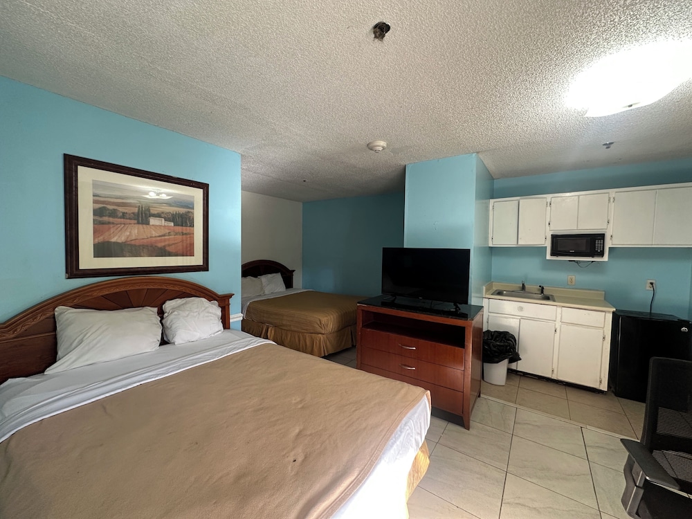 Guest Cottage And Suites - photo 27
