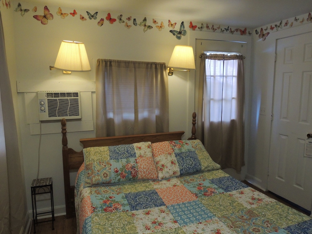 Shorelands Guest Resort and Cottages - photo 19