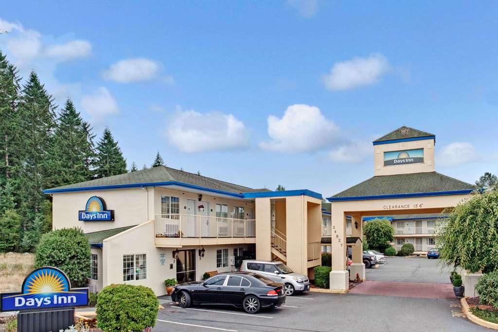 Days Inn by Wyndham Federal Way - photo 2