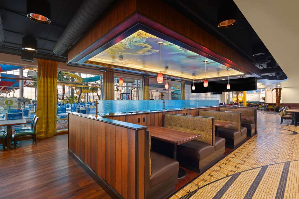 La Quinta Inn and Suites by Wyndham at WaTiki Waterpark - photo 33