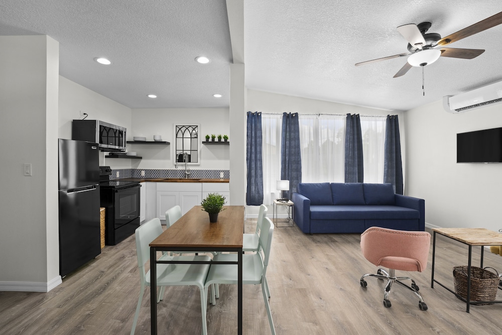Travel Inn of Titusville - photo 8