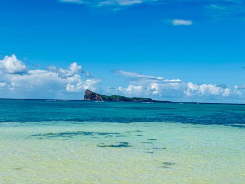Coin de Mire Luxury Beachfront Duplex in Cap Malheureux, Mauritius