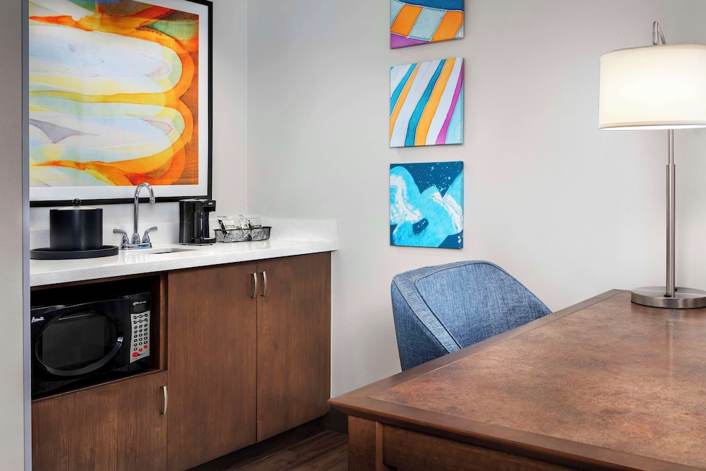 Hampton Inn & Suites Lake Mary At Colonial Townpark - photo 4