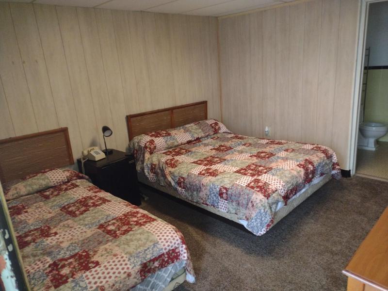 Davis Motel - photo 14
