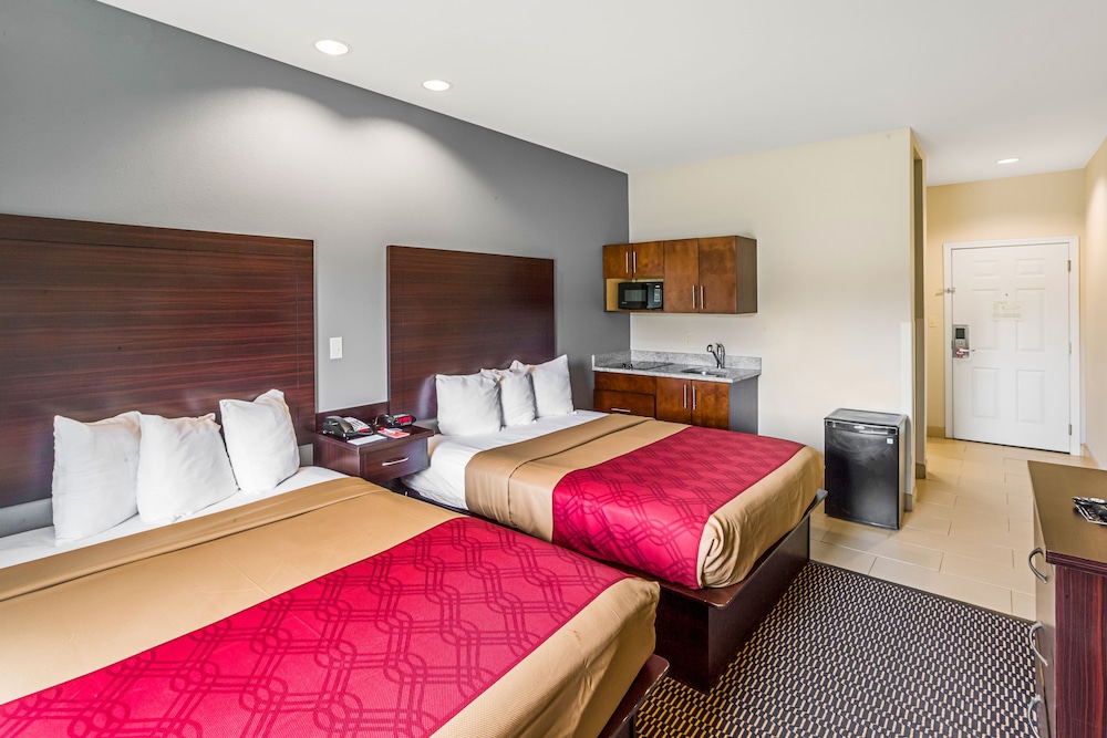 Econo Lodge Baton Rouge University Area - photo 12