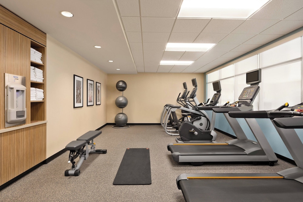TownePlace Suites by Marriott Cedar Rapids Marion - photo 23