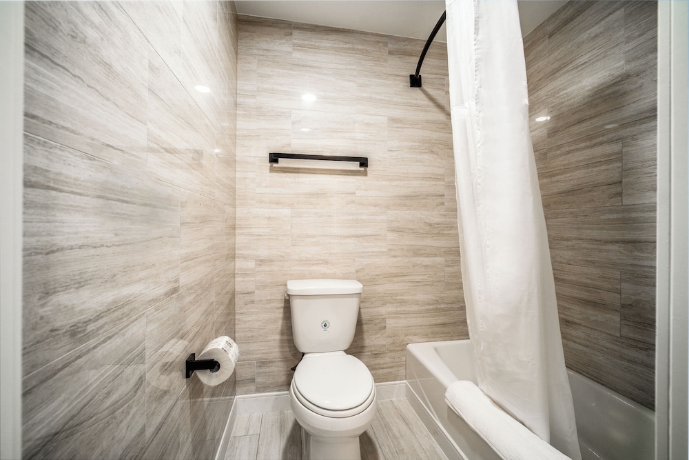 Aspire Inn Studios & Spas - photo 67