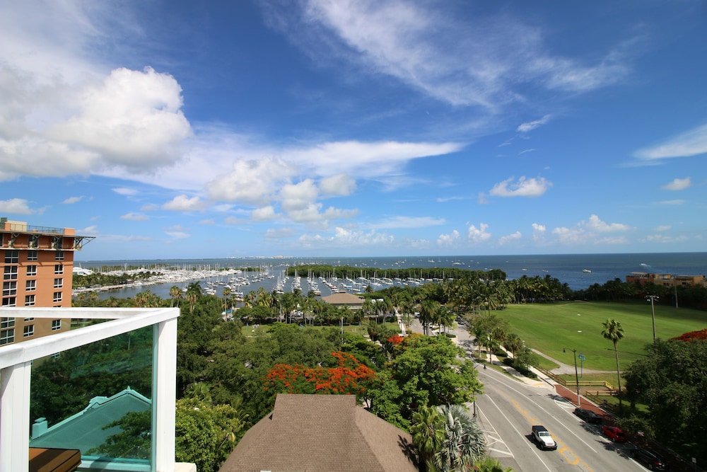 Sonesta Resort by 1st HomeRent Miami - photo 7