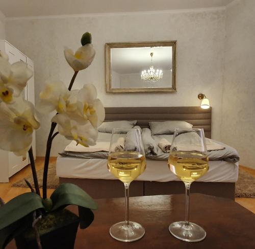 Corte Apartman — 4-Star Luxury Hotel in Papa, Hungary