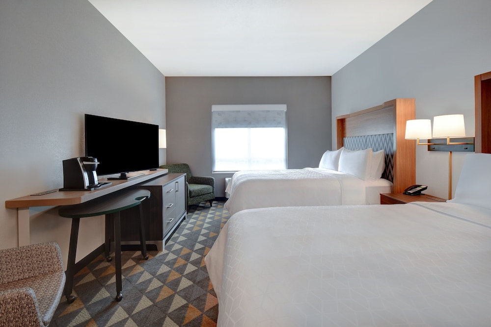 Holiday Inn Erie by IHG - photo 6