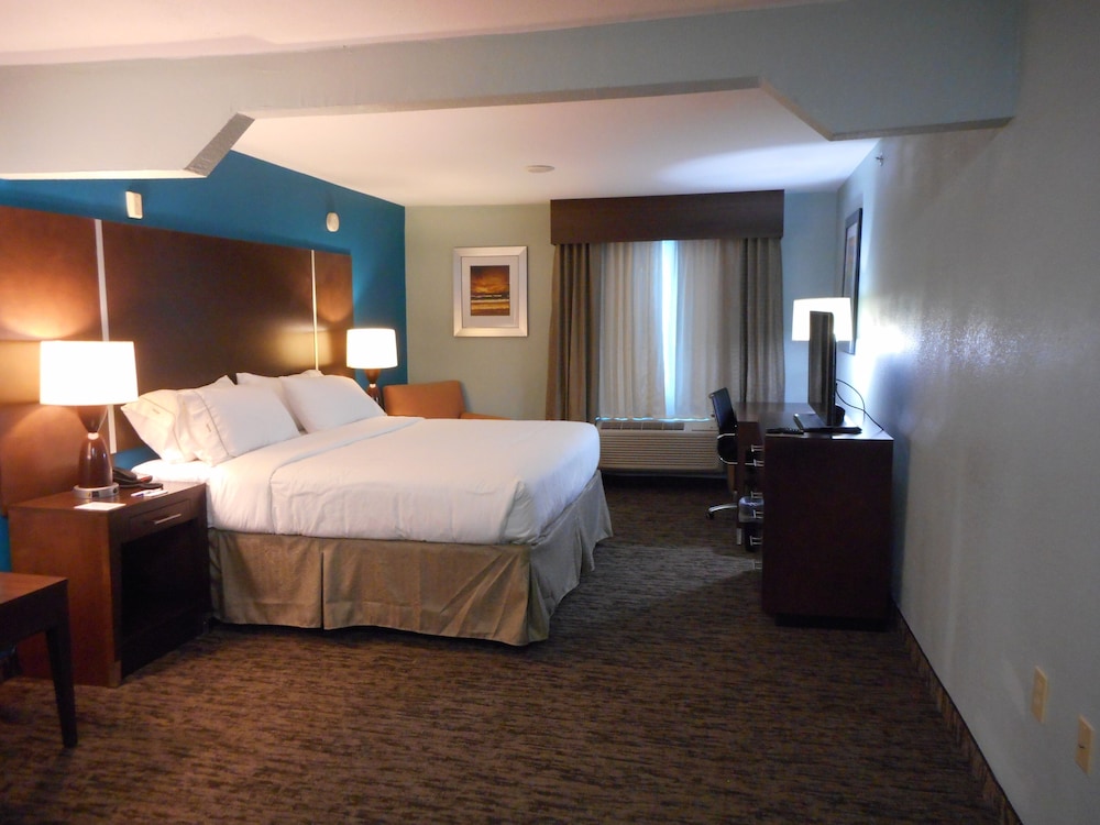 Holiday Inn Express & Suites North Carmel Westfield by IHG - photo 5