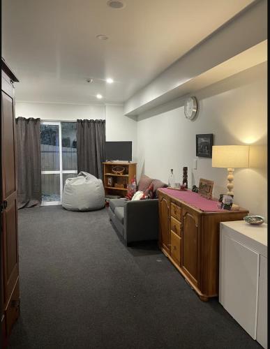 Cosy room with ensuite Central Dunedin in Dunedin, New Zealand