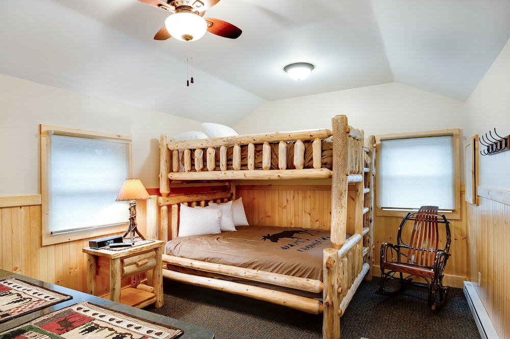 Cobble Mountain Lodge - photo 35