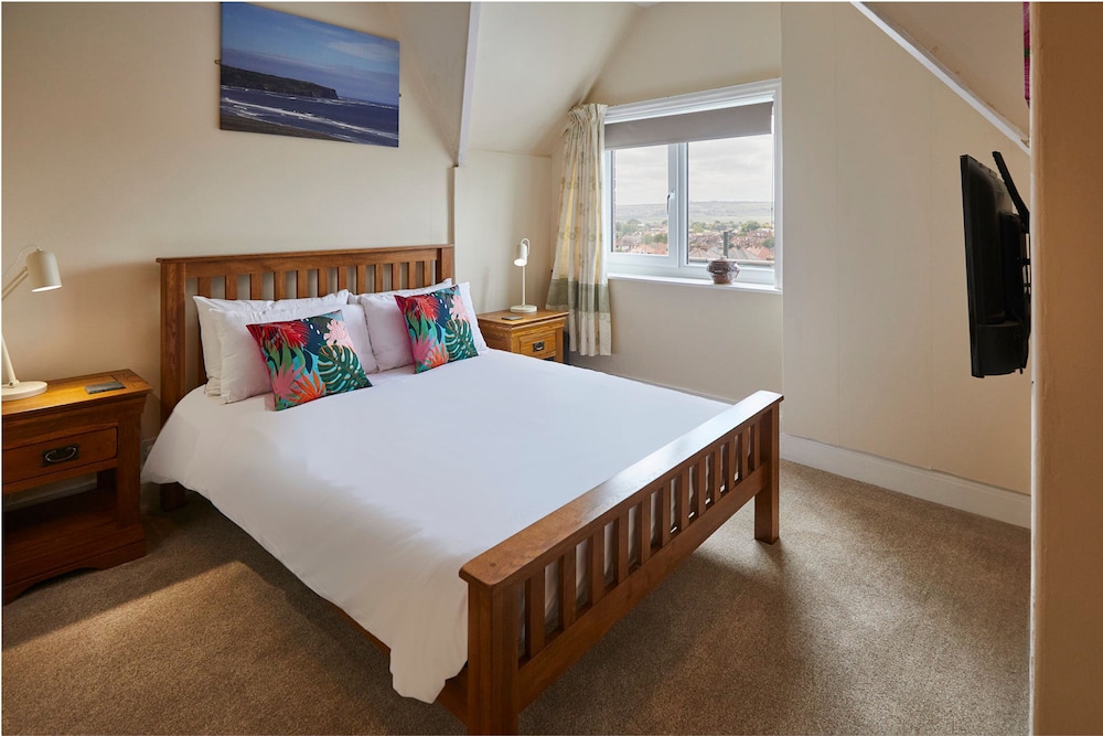 Host Stay The Garret Suite