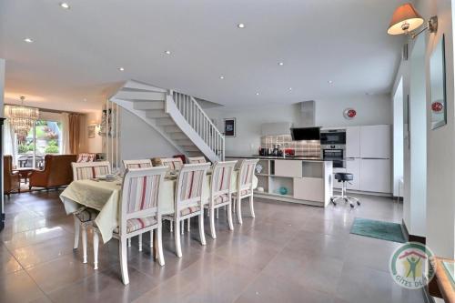 Les ormelles - last minute hotel in Montreuil-Sur-Ille