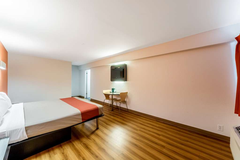 Motel 6 San Antonio TX South WW White Rd - photo 11