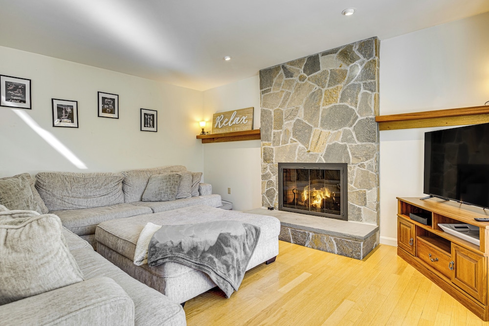 2 Mi to Winnipesaukee Shores Gunstock Retreat — hotel in Gilford