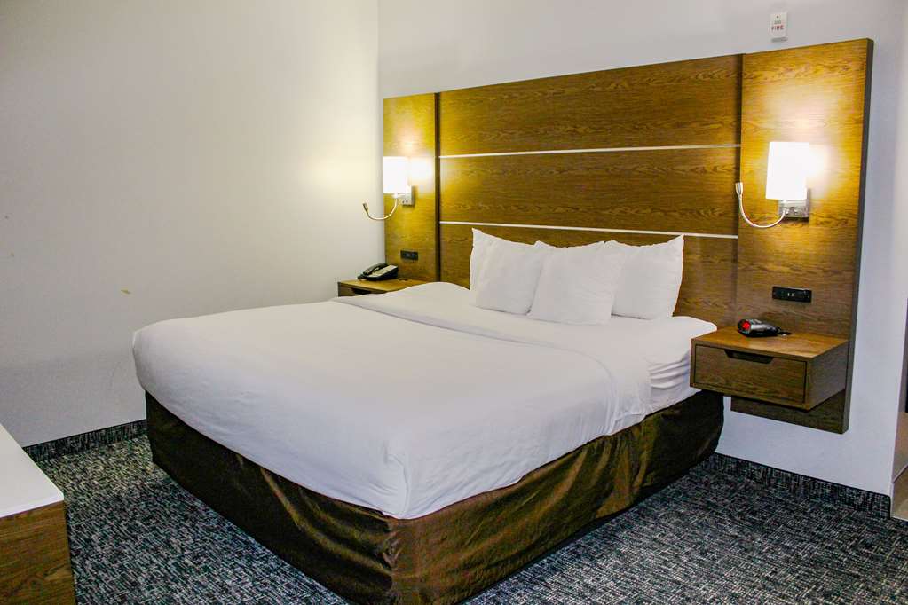 Comfort Inn and Suites Near Lake Guntersville - photo 20