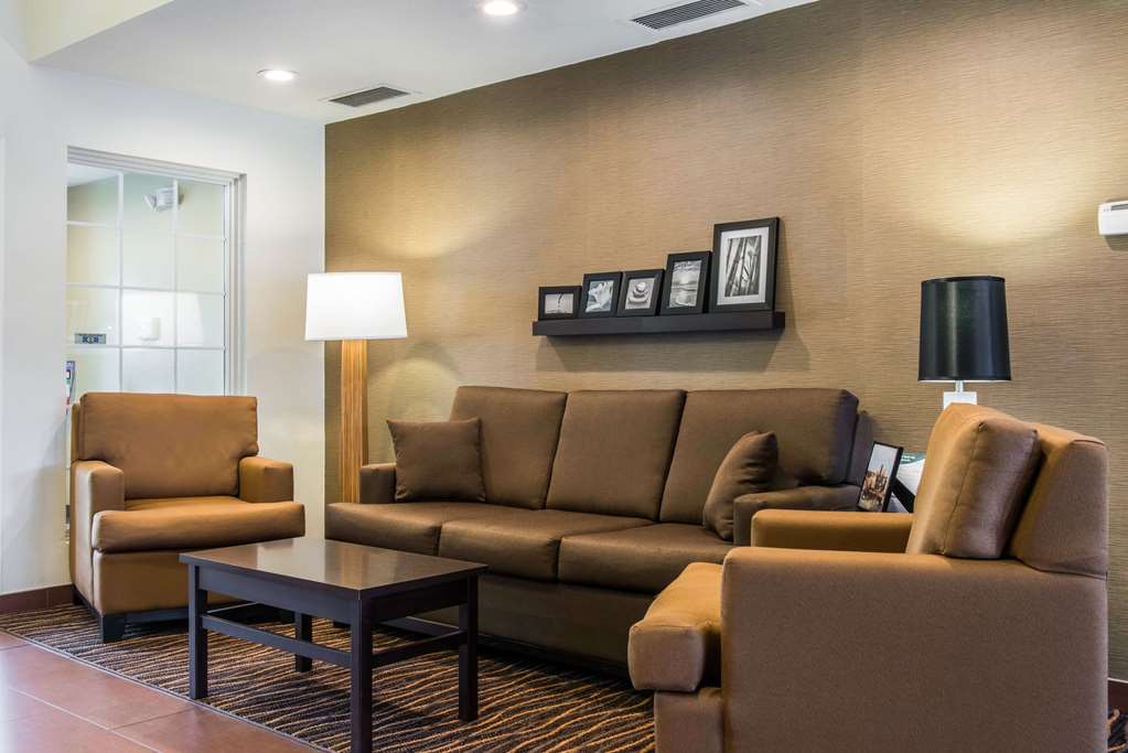 Sleep Inn & Suites Pittsburgh Airport - photo 2